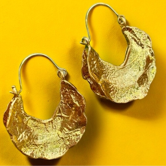 Zara Gold Crescent Hoop Earrings - Picture 1 of 8